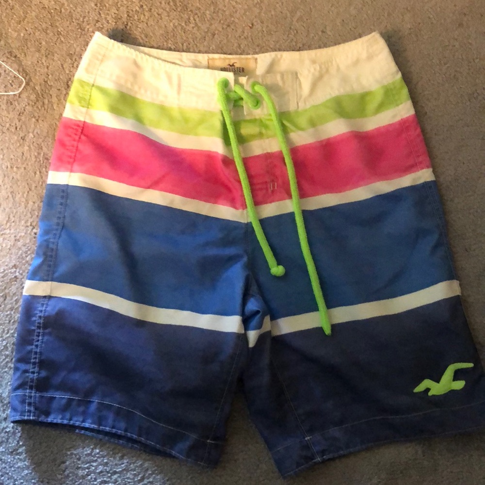Men’s Hollister Bathing Suit- Medium